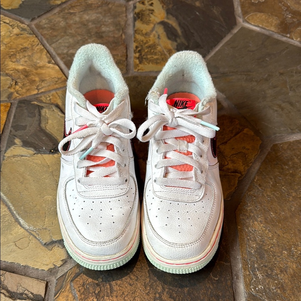 Nike Kids Air Force 1  White and Pink Sneakers